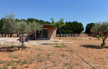 G&icirc;te n&deg;13G202663 Arles - Bouches-du-Rh&ocirc;ne - photo