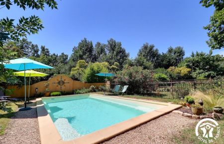 G&icirc;te n&deg;13G270518 Arles - Bouches-du-Rh&ocirc;ne - photo