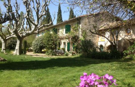 G&icirc;te n&deg;13G930847 Lambesc - Bouches-du-Rh&ocirc;ne - Photo_2