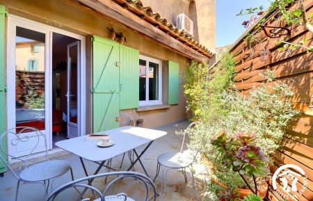 G&icirc;te n&deg;13G552 Lan&ccedil;on-Provence - Bouches-du-Rh&ocirc;ne - photo
