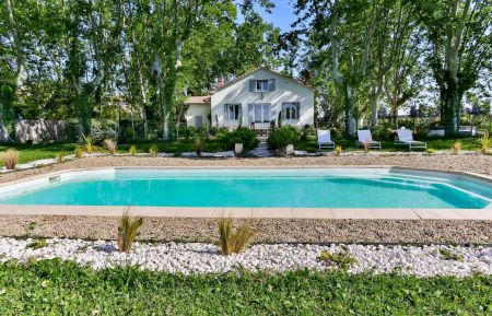 G&icirc;te n&deg;13G202510 Graveson - Bouches-du-Rh&ocirc;ne - photo