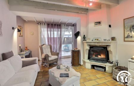 G&icirc;te n&deg;13G671 Arles - Bouches-du-Rh&ocirc;ne - photo