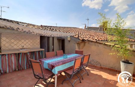 G&icirc;te n&deg;13G668 Lambesc - Bouches-du-Rh&ocirc;ne - photo