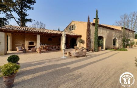G&icirc;te n&deg;13G202615 Eygali&egrave;res - Bouches-du-Rh&ocirc;ne - photo