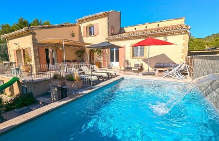 G&icirc;te n&deg;13G222024 Aureille - Bouches-du-Rh&ocirc;ne - photo